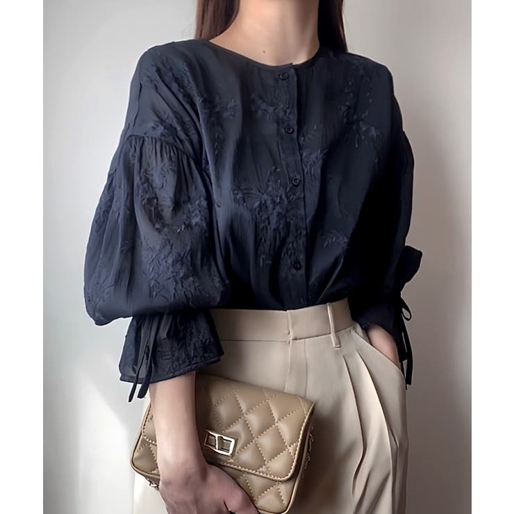 花柄シアートップス[品番：AMTW0012244]｜JUNOAH（ジュノア ）の