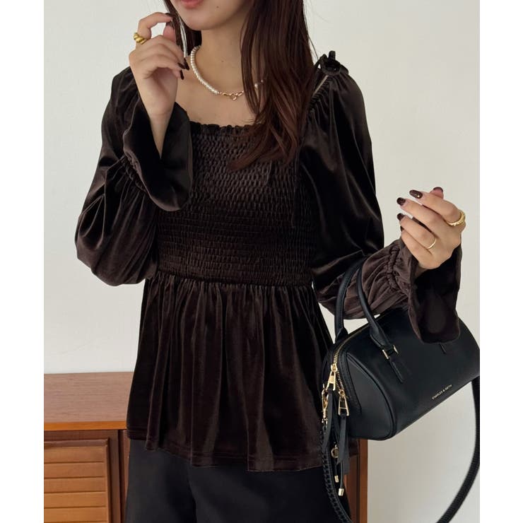 ダークブラウン | シャーリングベロア肩リボンブラウス | JUNOAH
