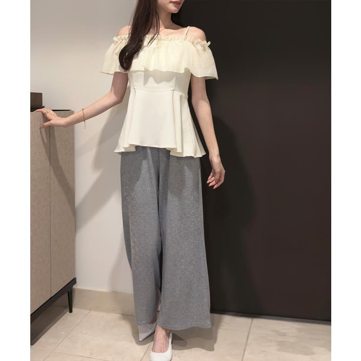 フリルオフショルペプラムトップス[品番：AMTW0012494]｜JUNOAH