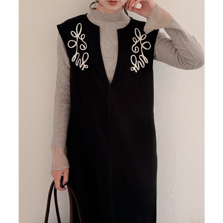 ブラック | コード刺繍キーネックワンピース | JUNOAH