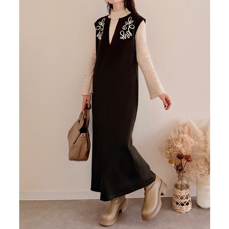 ブラウン | コード刺繍キーネックワンピース | JUNOAH