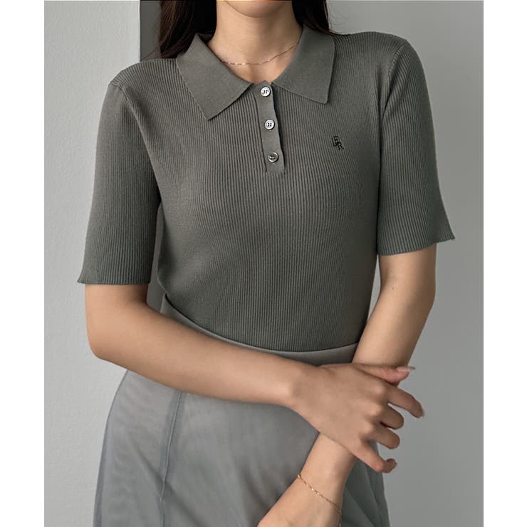 チャコール | Louere ロゴ刺繍半袖リブニットポロ | Louere