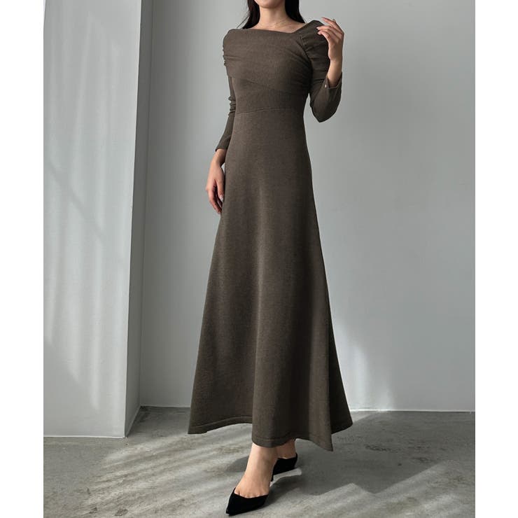 Louere アシメオフショル風ニットフレアワンピ　グレー　MT Louere アシメオフショル風ニットフレアワンピ グレー MT オフショル