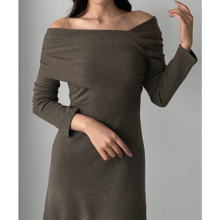 Louere アシメネックフレアニットワンピース | Louere | 詳細画像12 