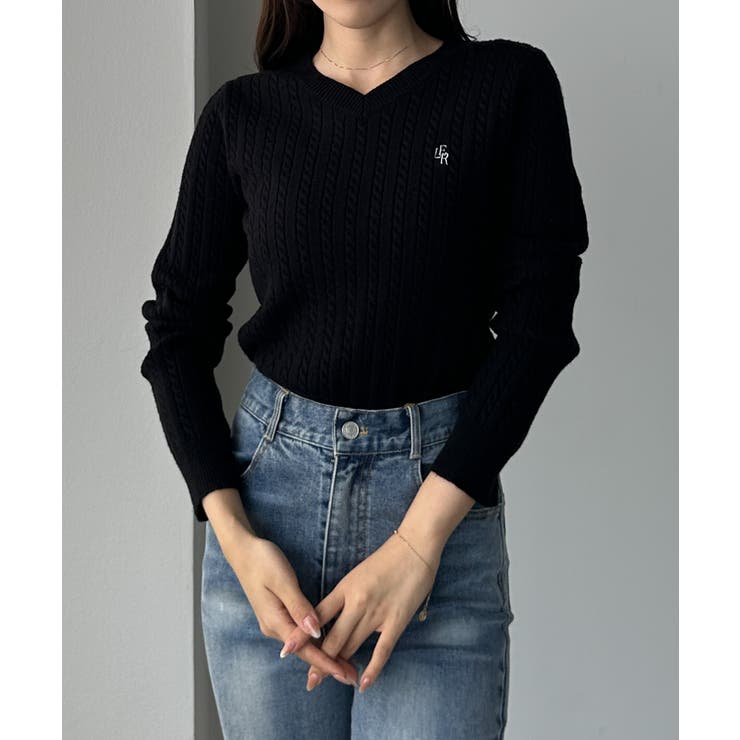 Louere Vネックロゴ刺繍ケーブルニットトップス | Louere | 詳細画像12 