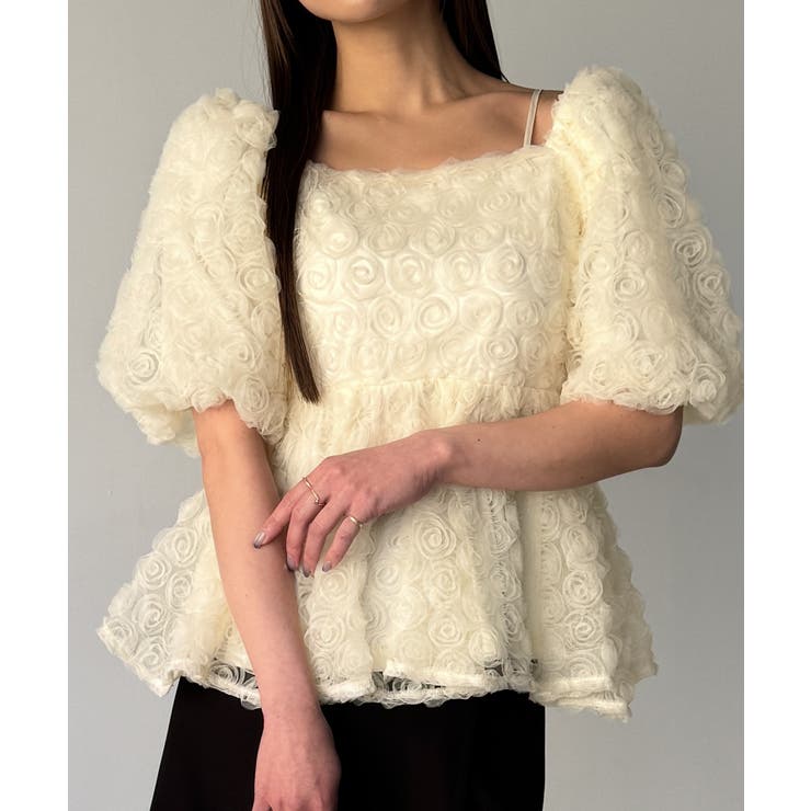 アイボリー | Louere 2wayフラワーチュールペプラムトップス | Louere