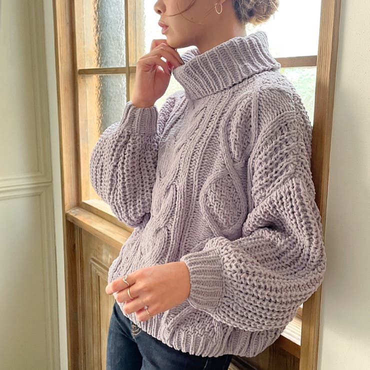 タートルネックケーブル編みモールニット[品番：AMTW0002371]｜JUNOAH