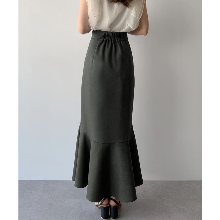 シャネル　３４　ウール　金ボタン　ブラック　膝丈　裾フリル　マーメイドスカート mipiarl 前スリットゴールドボタンマーメイドスカート[品番