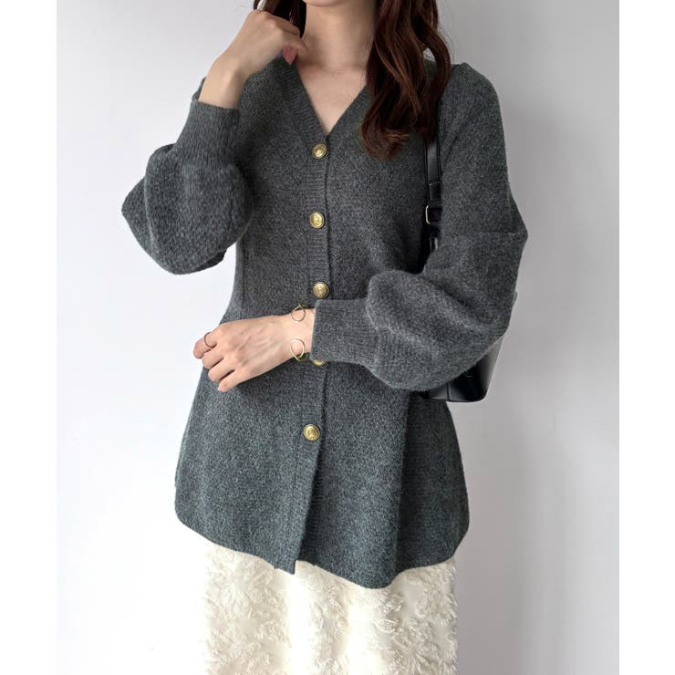 金ボタンペプラムニットカーディガン[品番：AMTW0011841]｜JUNOAH