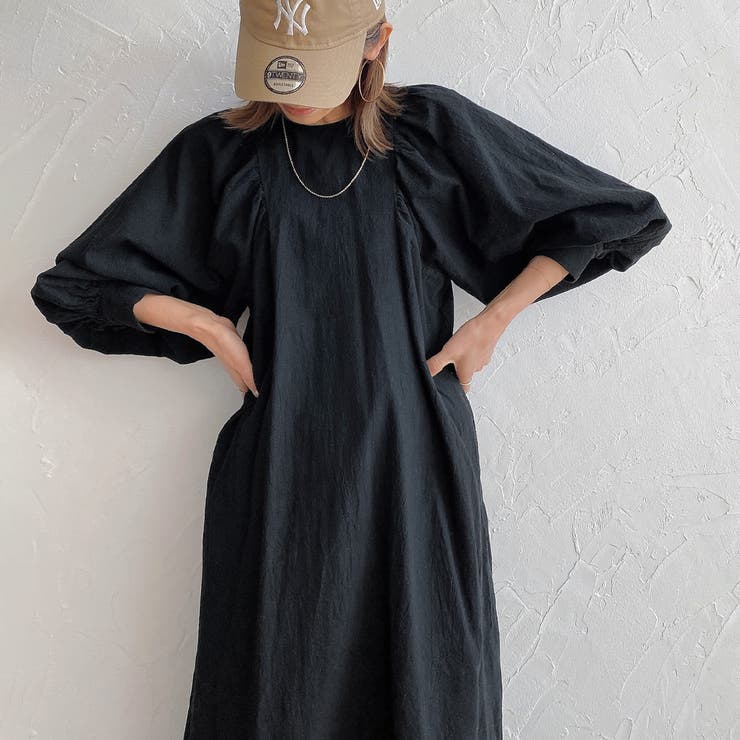 バックスリットボリュームスリーブフレアワンピース[品番