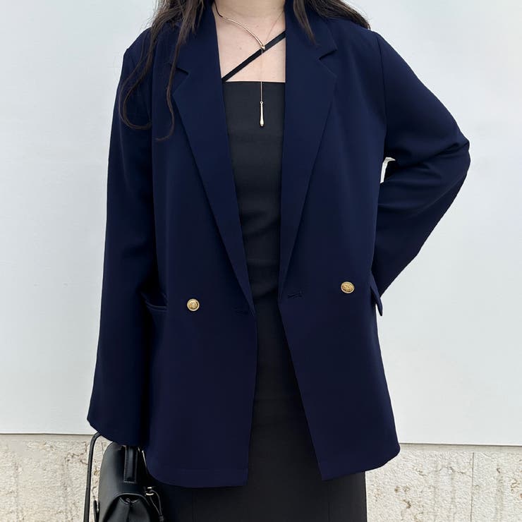 未使用タグ付き❤️ベアトリス ポンチョジャケット スリット テーラード 金ボタン スリットスリーブ金ボタンテーラードジャケット[品番：AMTW0010451