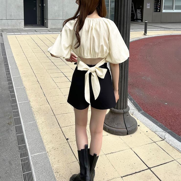 パフスリーブバックリボンショートトップス[品番：AMTW0010967