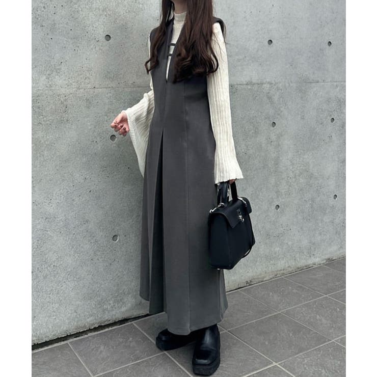 スリットネックワンピース[品番：AMTW0011688]｜JUNOAH