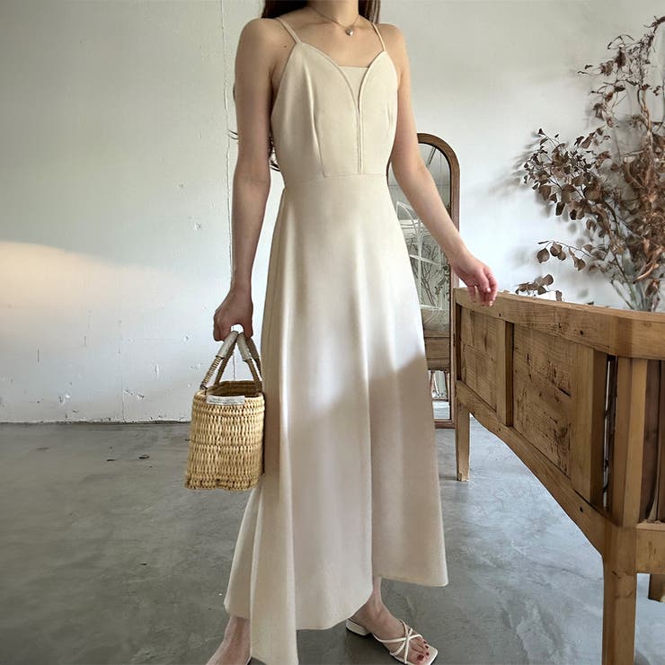 バックリボンデザインキャミワンピース[品番：AMTW0010808]｜LAUIR