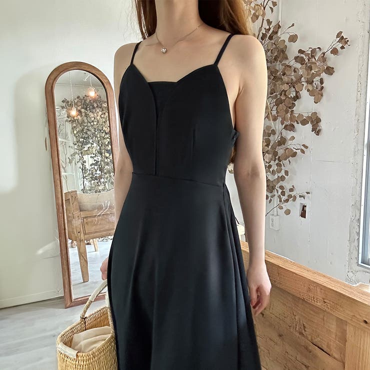 バックリボンデザインキャミワンピース[品番：AMTW0010808]｜LAUIR