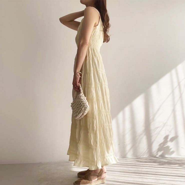 【優雅に揺れる洗練美】CHANEL キャミワンピース Amazon.co.jp: [YUNHEN] キャミソールワンピース