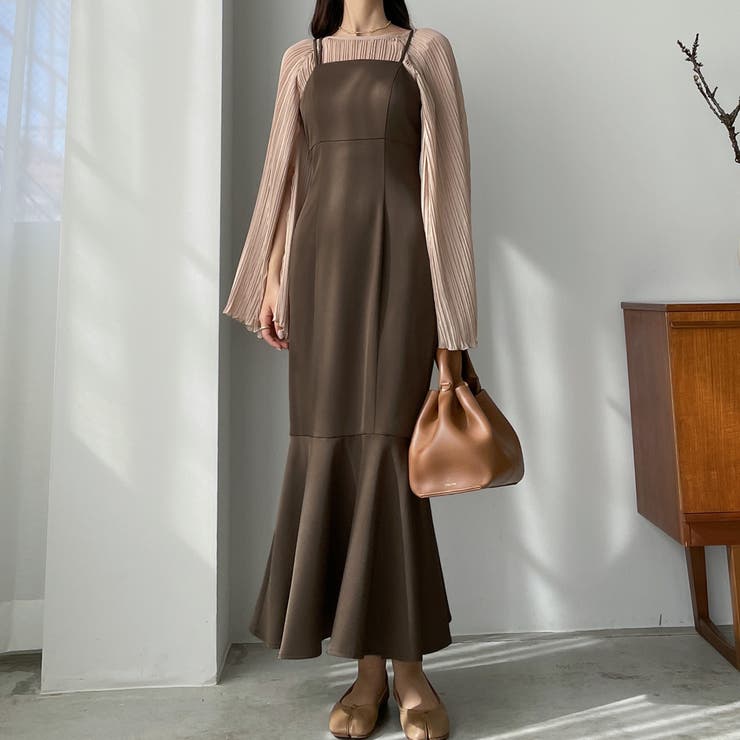 Louere アシメストラップマーメイドキャミワンピース[品番