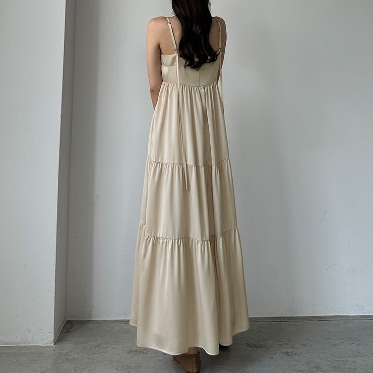 Louere バックストラップデザインサテンキャミワンピース | Louere | 詳細画像31 