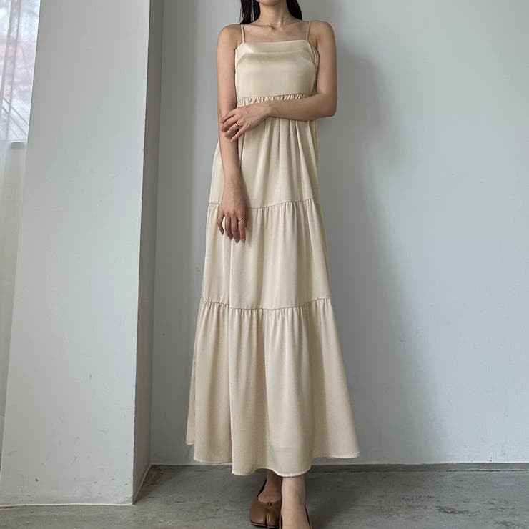 Louere バックストラップデザインサテンキャミワンピース | Louere | 詳細画像33 