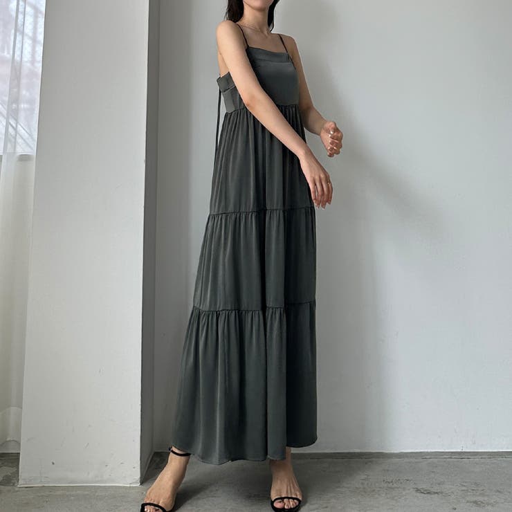 Louere バックストラップデザインサテンキャミワンピース | Louere | 詳細画像36 