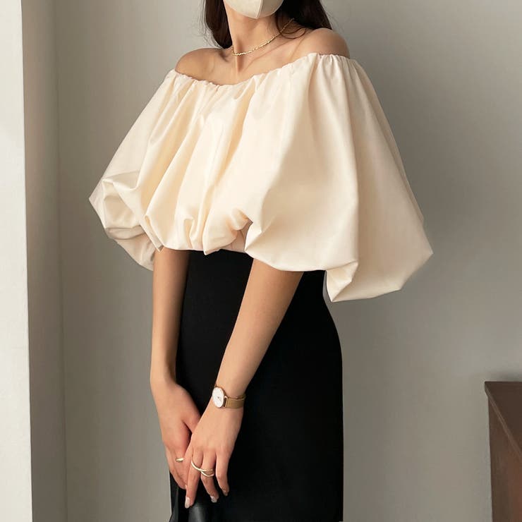 Louere ボリュームオフショルブラウス[品番：AMTW0005752]｜Louere 