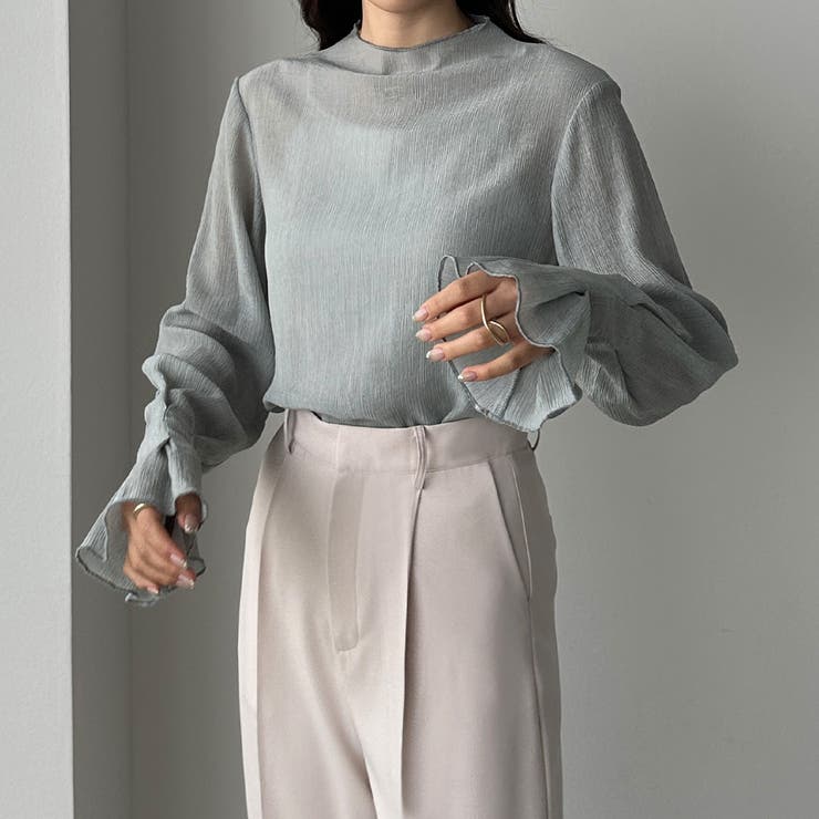 Louere フレアスリーブハイネックシアートップス[品番