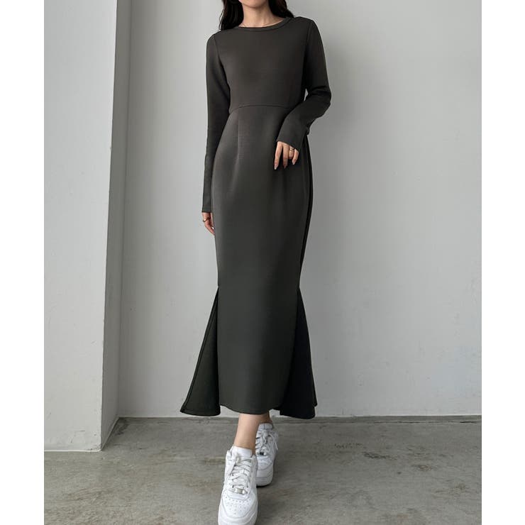 Louere 長袖ストレッチカットマーメイドワンピース[品番：AMTW0011889