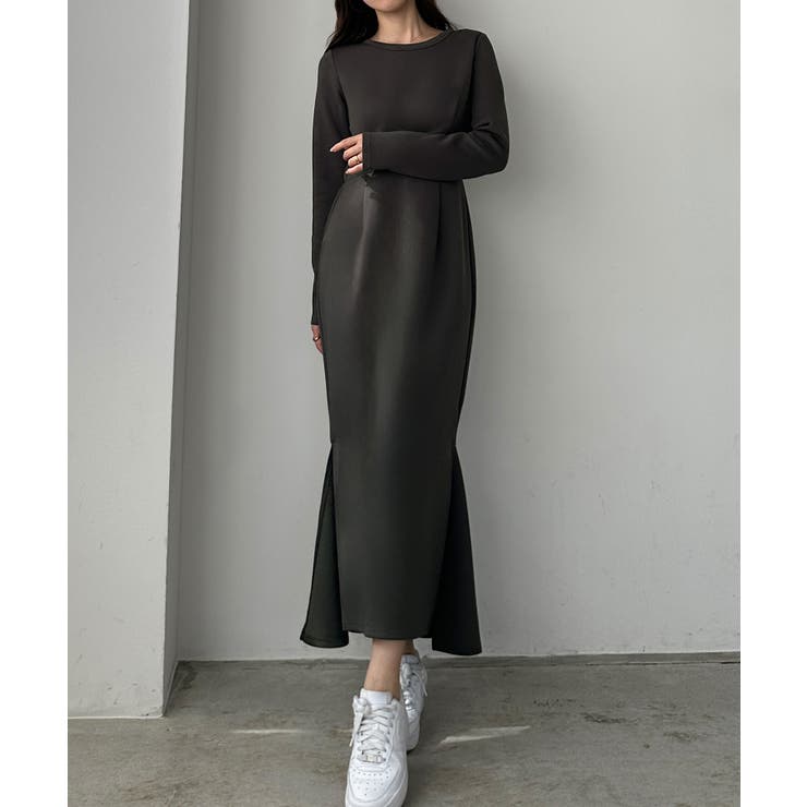 Louere 長袖ストレッチカットマーメイドワンピース[品番：AMTW0011889