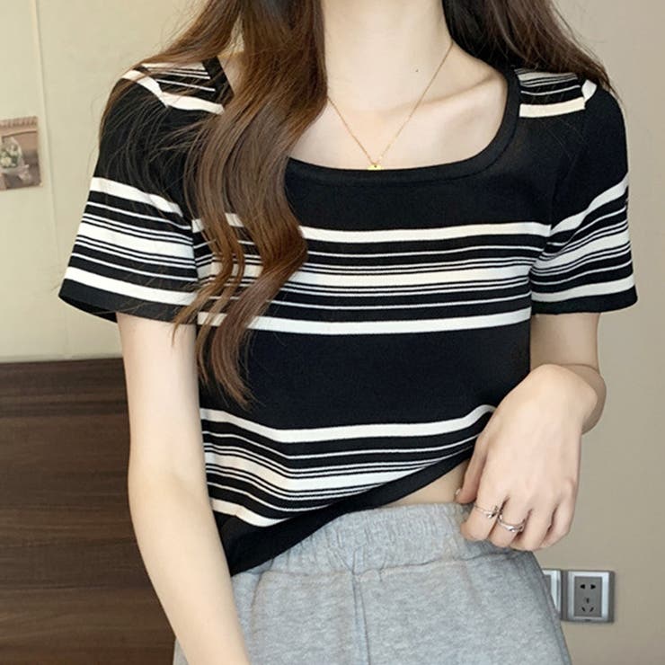 ブラック | スクエアネック半袖ニット 韓国ファッション 10代 | Dewlily