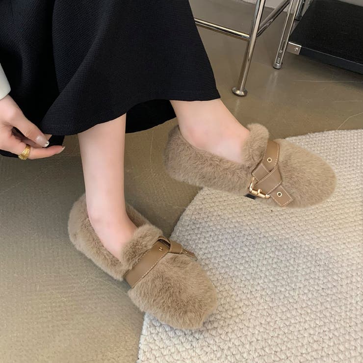 ベージュ | フェイクファーベルトシューズ レディース 10代 | Dewlily