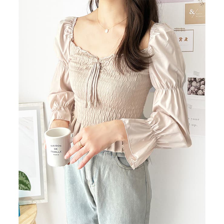 シャーリングパフスリーブトップス 韓国 ファッション | Dewlily | 詳細画像2 