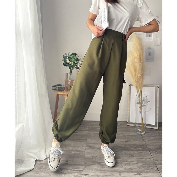 カーキ | カーゴ風ジョガーパンツ レディース 無地 | Dewlily