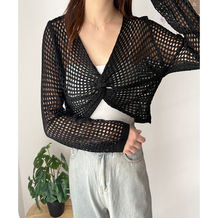 ブラック | 透かし編みねじりショートトップス 韓国 ファッション | Dewlily
