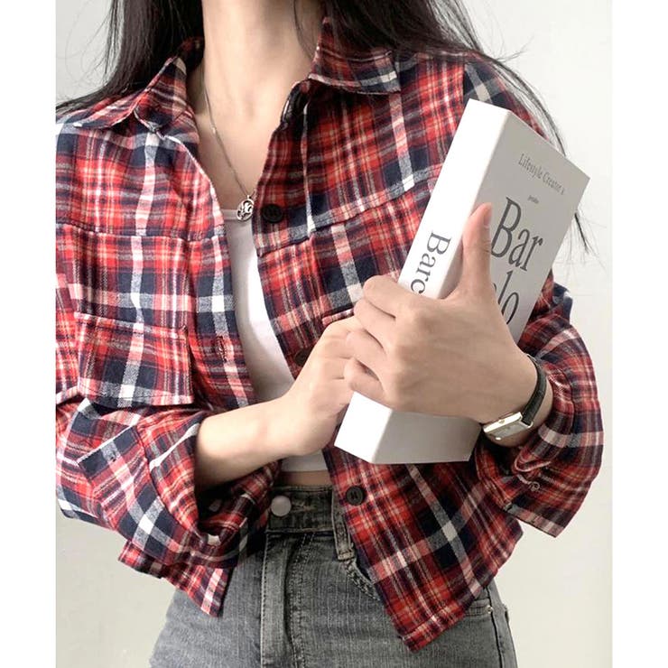 レッド | クロップド丈チェックシャツ レディース トップス | Dewlily