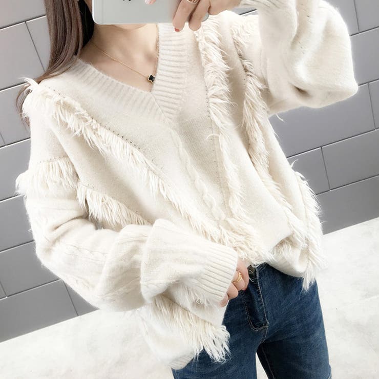 ホワイト | フリンジVネックニット レディース セーター | Amulet