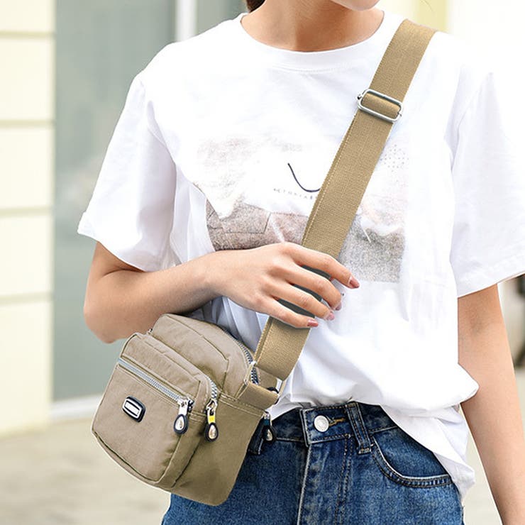 アイボリー | カジュアルショルダーバッグ レディース かばん | Amulet