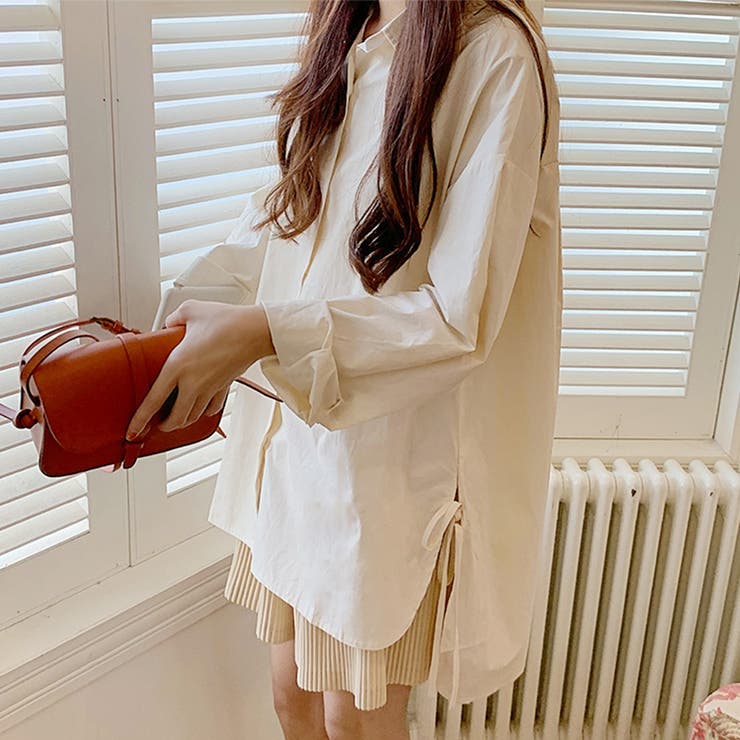 ベージュ | サイドスリットリボンブラウス レディース トップス | Amulet