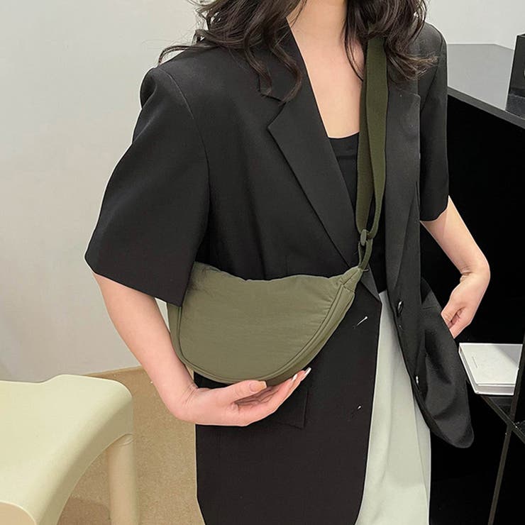 ハーフムーンボディバッグ レディース 斜めがけ | Amulet | 詳細画像17 