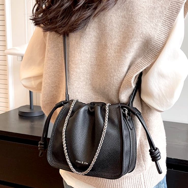 ブラック | 巾着型クロスボディバッグ レディース 10代 | Amulet