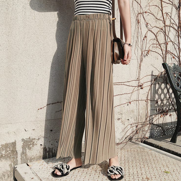 ベージュ | ゆったりプリーツパンツ レディース 10代 | Amulet