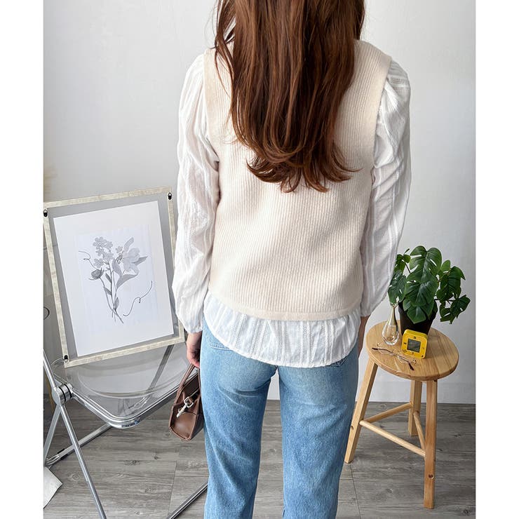 花柄刺繍ニットベスト レディース Vネック | Amulet | 詳細画像11 