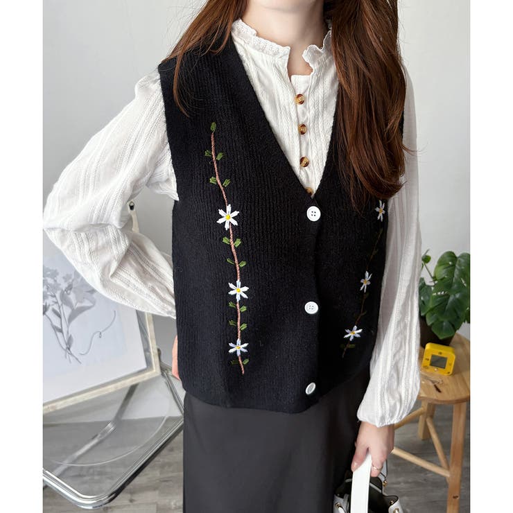 花柄刺繍ニットベスト レディース Vネック[品番：AMSW1778186