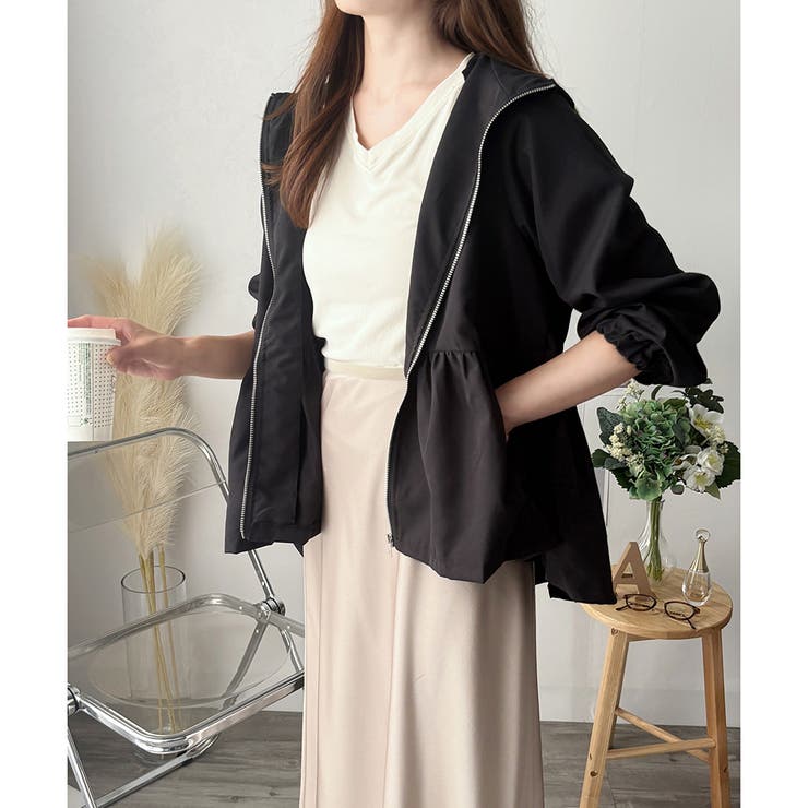 ギャザー切り替えフードブルゾン レディース アウター | Amulet | 詳細画像17 