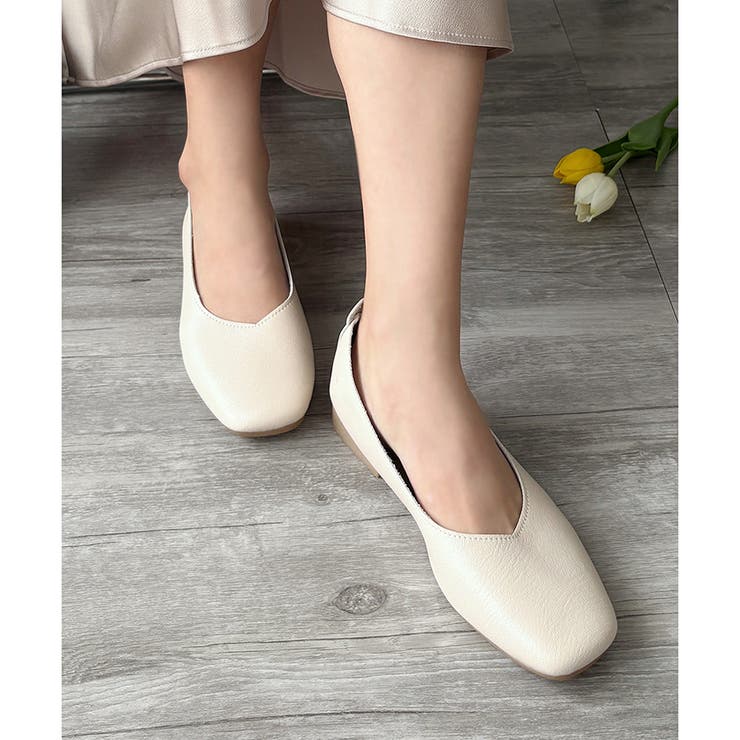 アイボリー | スクエアトゥローヒールパンプス おしゃれ レディース | Amulet