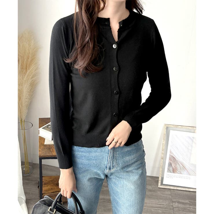 クルーネックボタン長袖ニットカーディガン きれいめ 無地 | Amulet | 詳細画像9 