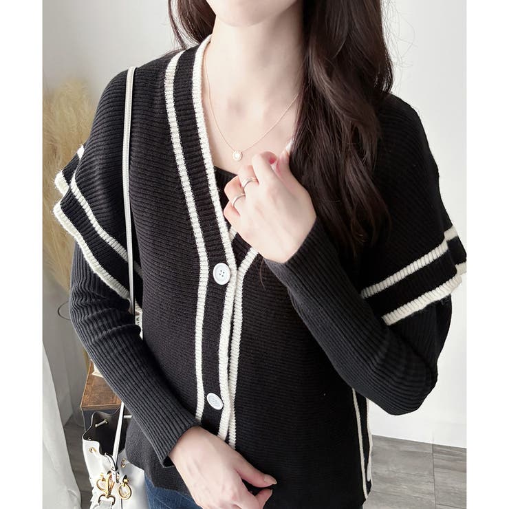 ブラック | 配色ラインVネックボタンニットベスト きれいめ レディース | Amulet