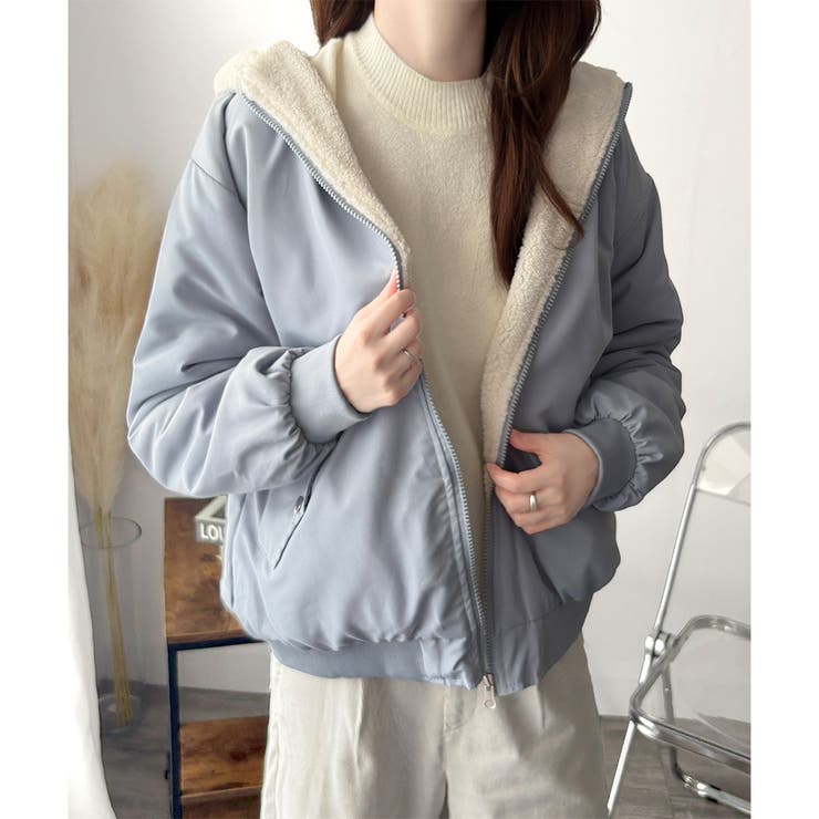 ブルー | リバーシブルフード付きボアブルゾン レディース 秋冬 | Amulet