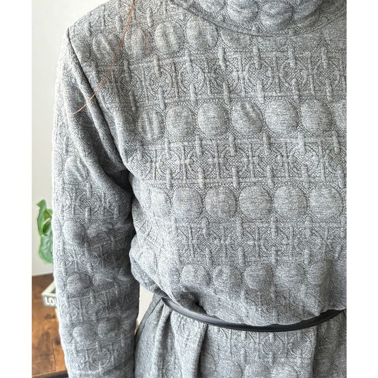 長袖チュニックワンピース ゆったり 体型カバー | Amulet | 詳細画像22 