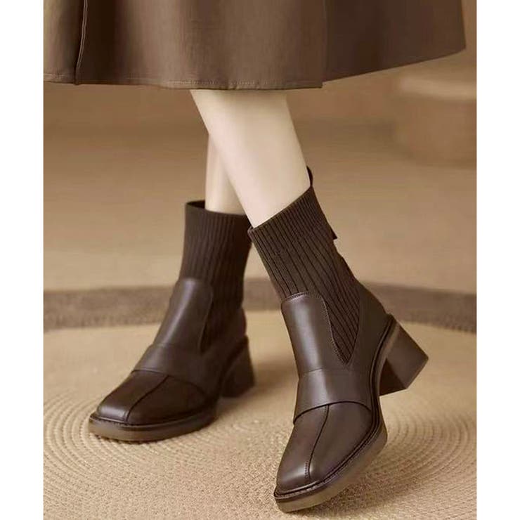 ブラウン | ニット切替スクエアトゥショートブーツ レディース チャンキーヒール | Amulet