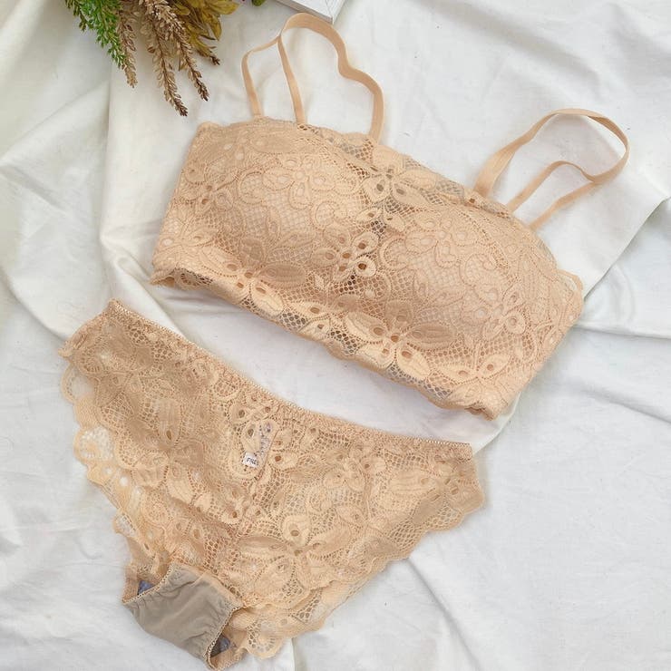 下着 フラワー模様透け感デザインノンワイヤーブラ＆ショーツセット